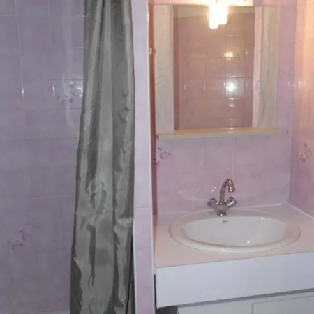 T2 Avec Terrasse Et Parking Prive A Marseillan, 4 A 6 Couchages - Fr-1-326-459 *