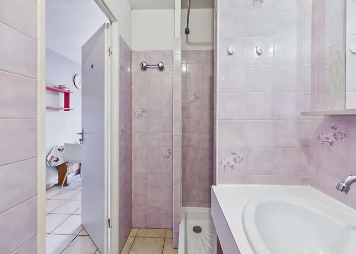 Apartment T2 Avec Terrasse Et Parking Prive A Marseillan, 4 A 6 Couchages - Fr-1-326-459 Marseillan (Herault)